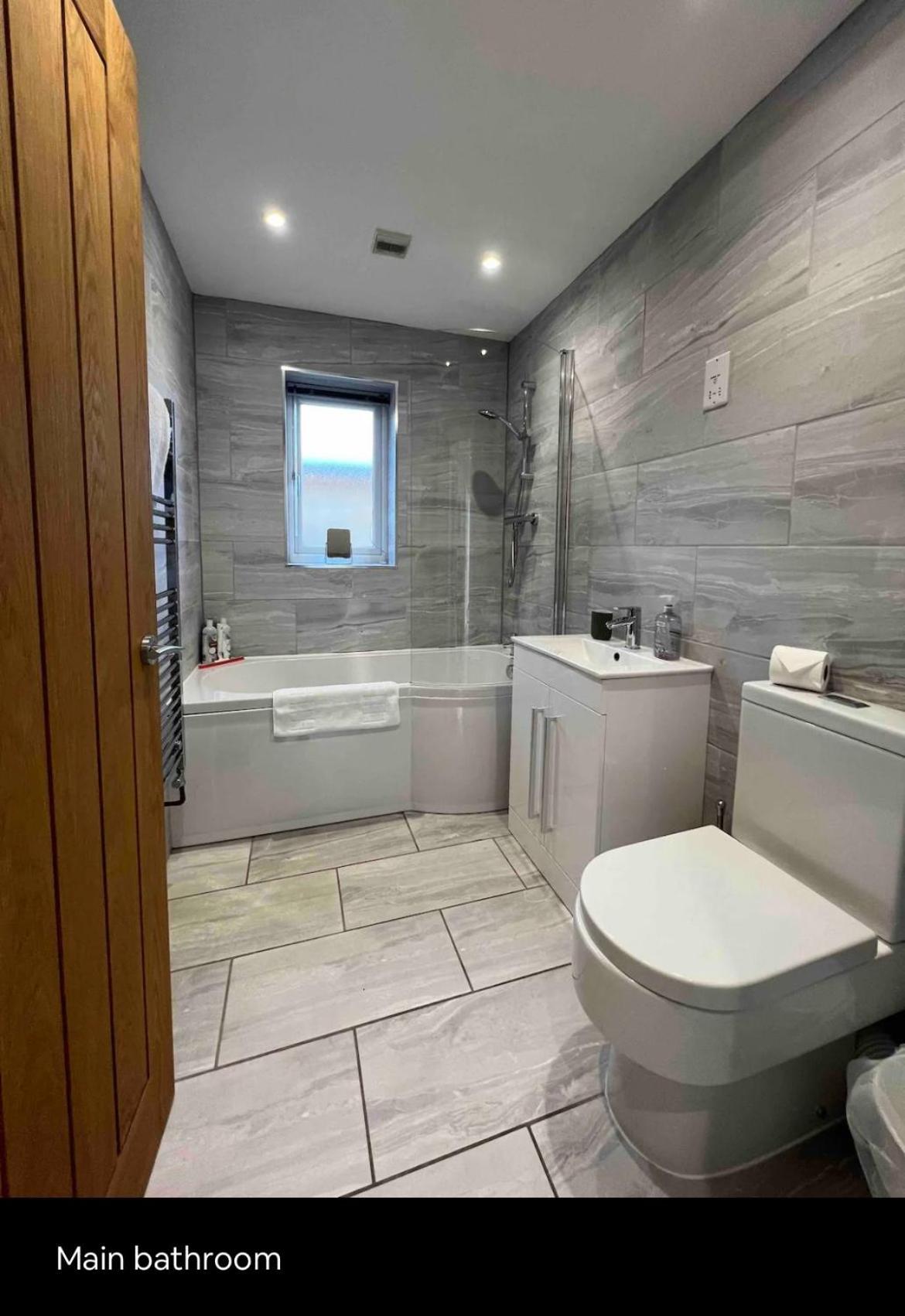 Green 3 Bed Bungalow With En-Suite And Parking Felton  외부 사진