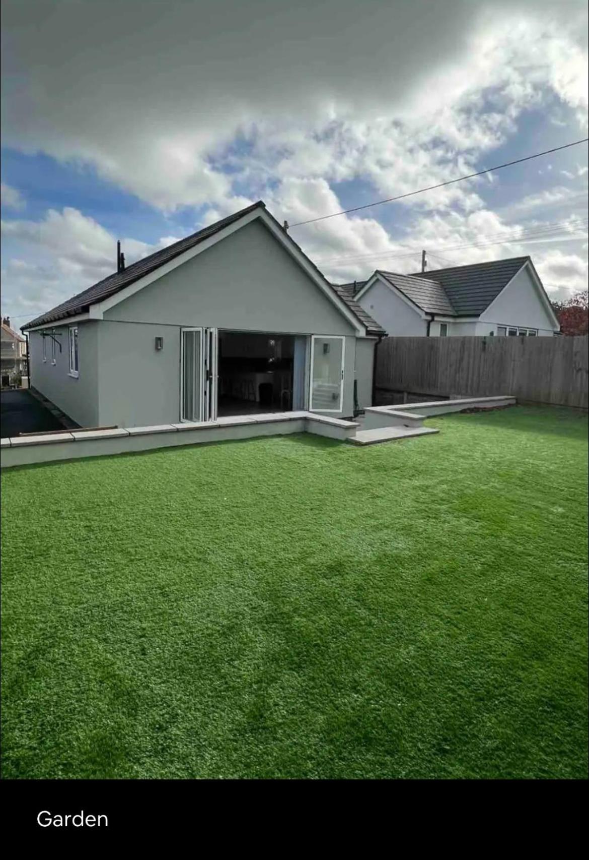 Green 3 Bed Bungalow With En-Suite And Parking Felton  외부 사진